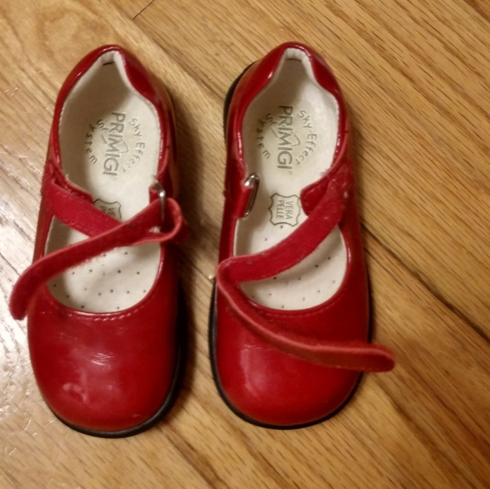 Primigi size 5 toddler (22 euro actual)